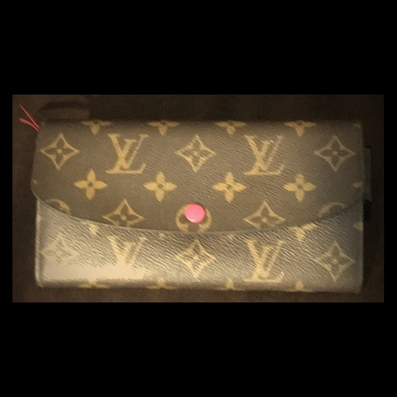 Louis Vuitton Handbags - LV Wallet